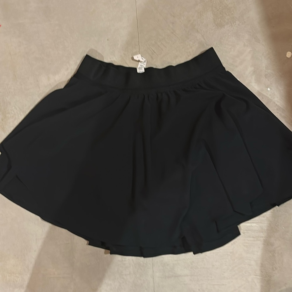 Lululemon Court Rival 15” skort